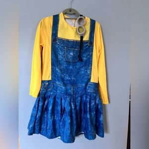 Spirit Halloween Women’s Minion Dress Halloween Costume size M
